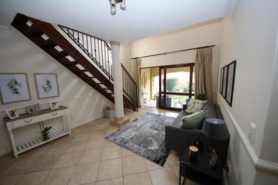 Townhouse For Sale in Lonehill, Sandton